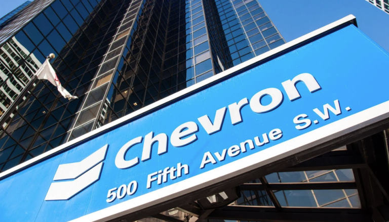 Estados Unidos ordenó a Chevron cesar  sus operaciones en Venezuela