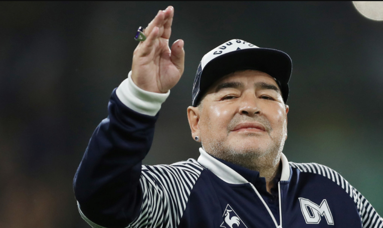 30 años después, Codesal sigue hablando de Maradona: «Como persona es de lo peor que conocí en mi vida» 30 años después, Codesal sigue hablando de Maradona: «Como persona es de lo peor que conocí en mi vida»