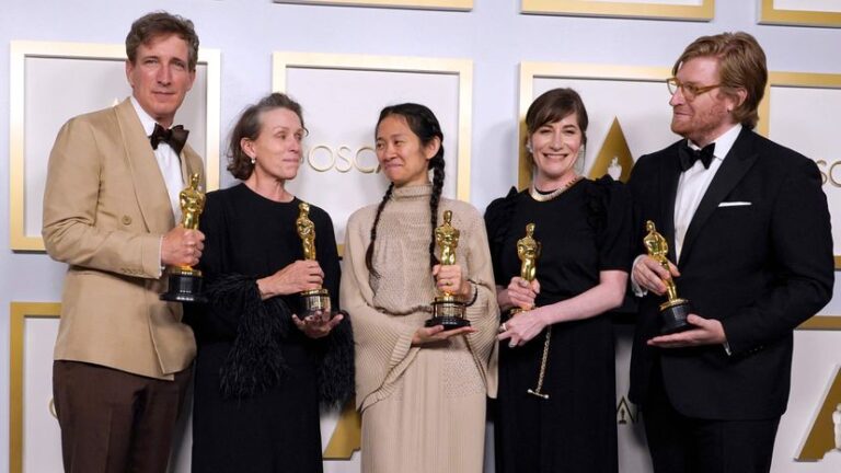 Nomadland, de la cineasta china Chloé Zhao, se ha llevado tres Oscars