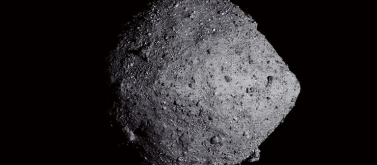 EE.UU. recibirá este domingo muestras de un asteroide que podría impactar contra la Tierra en el futuro