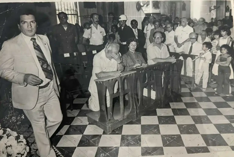Una primicia del pasado o el dia que me pusieron preso en mi primera gira presidencial